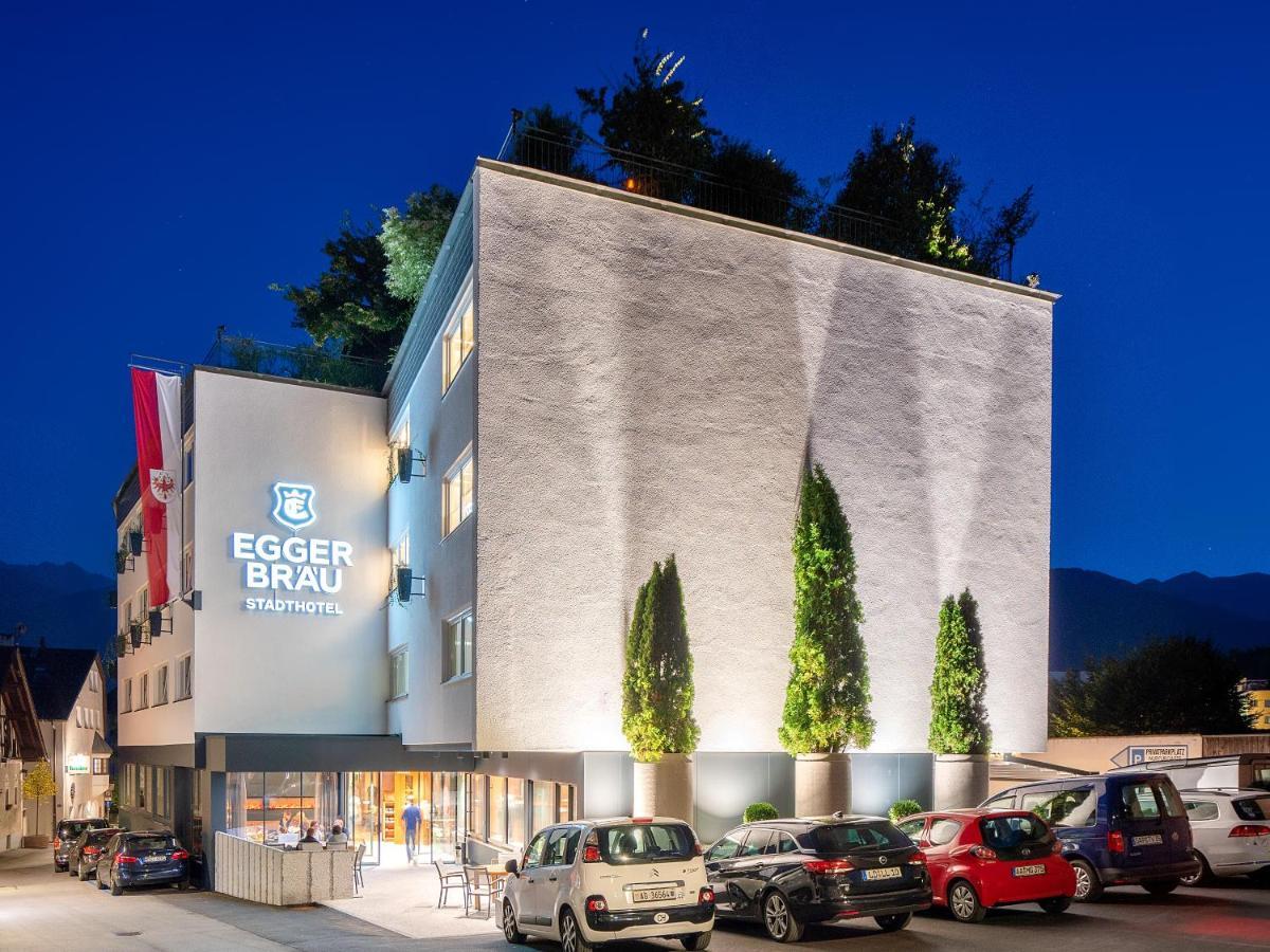 Stadthotel Eggerbraeu Imst Exteriör bild