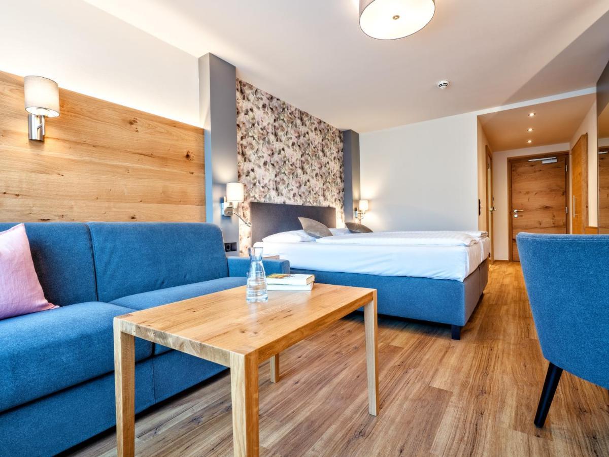 Stadthotel Eggerbraeu Imst Exteriör bild