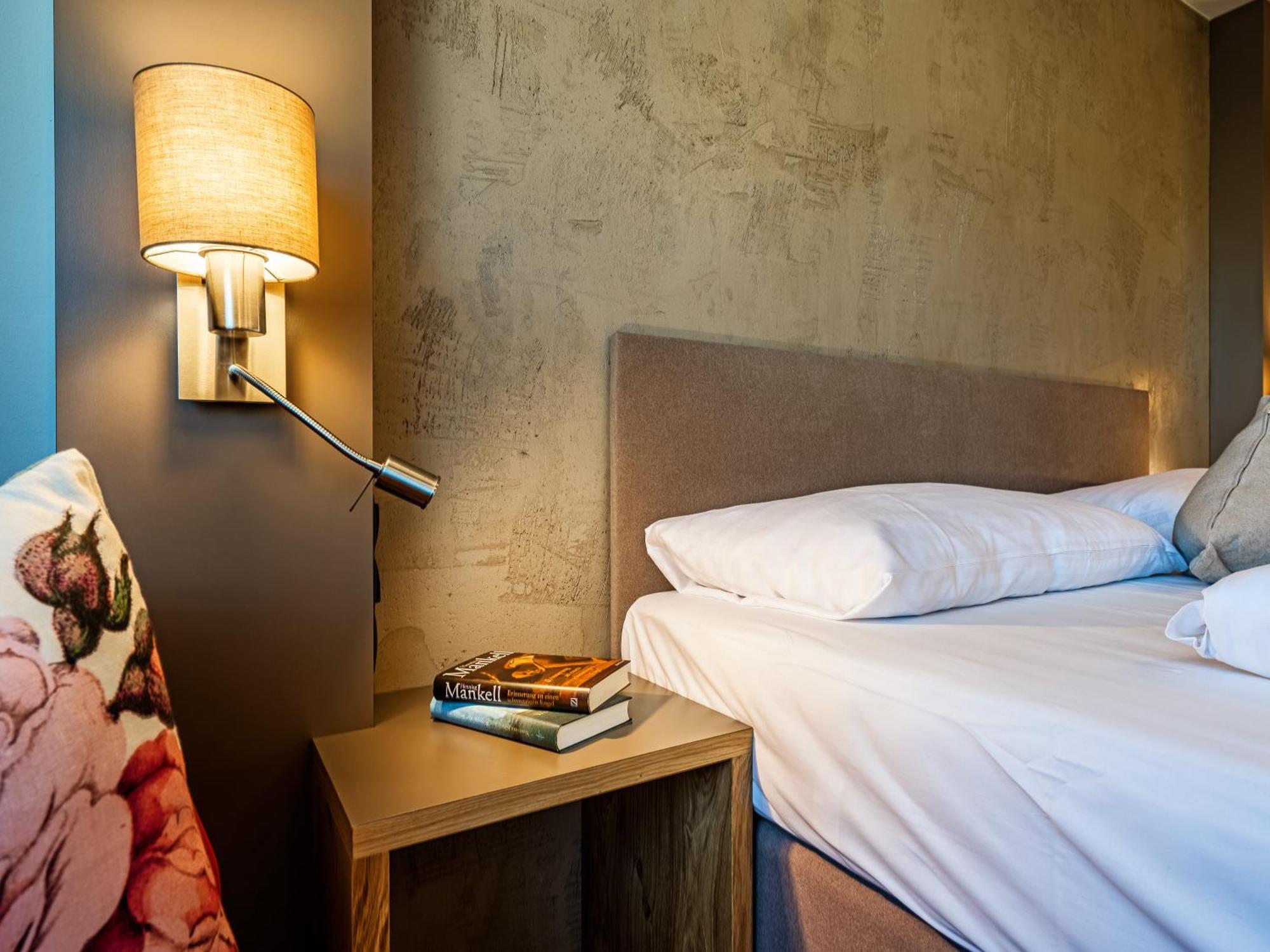 Stadthotel Eggerbraeu Imst Exteriör bild